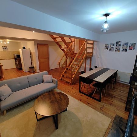 Cosy Triplex 3 Chambres Pont-de-lʼArche Eksteriør billede