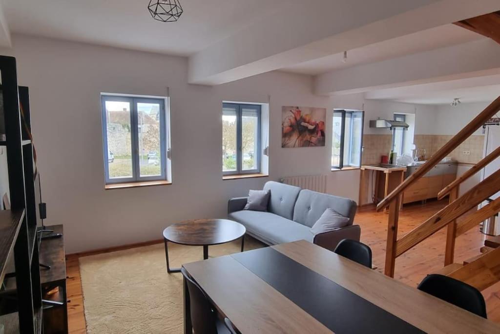 Cosy Triplex 3 Chambres Pont-de-lʼArche Eksteriør billede